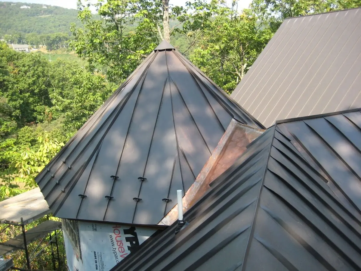 Professional Roof Tarp Installation by Craftsman Roofing in Fox Hills
